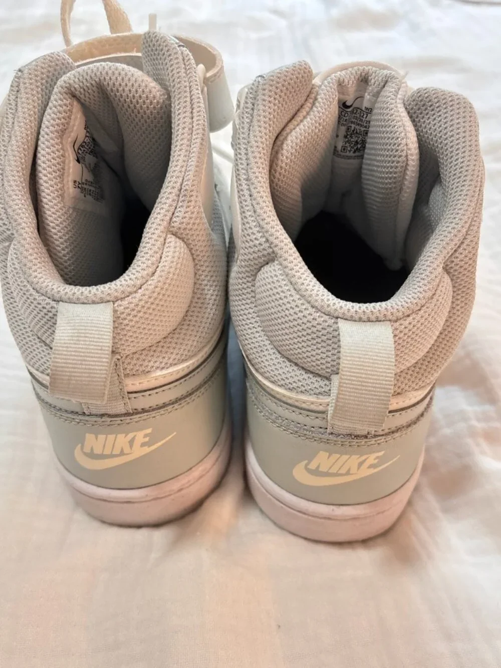 Nike Youth Court Borough Mid 2 High-Top Sneakers